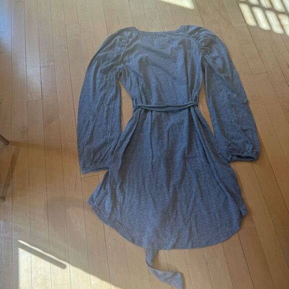 $88 Chaser Grey Dress size small - Picture 3 of 4